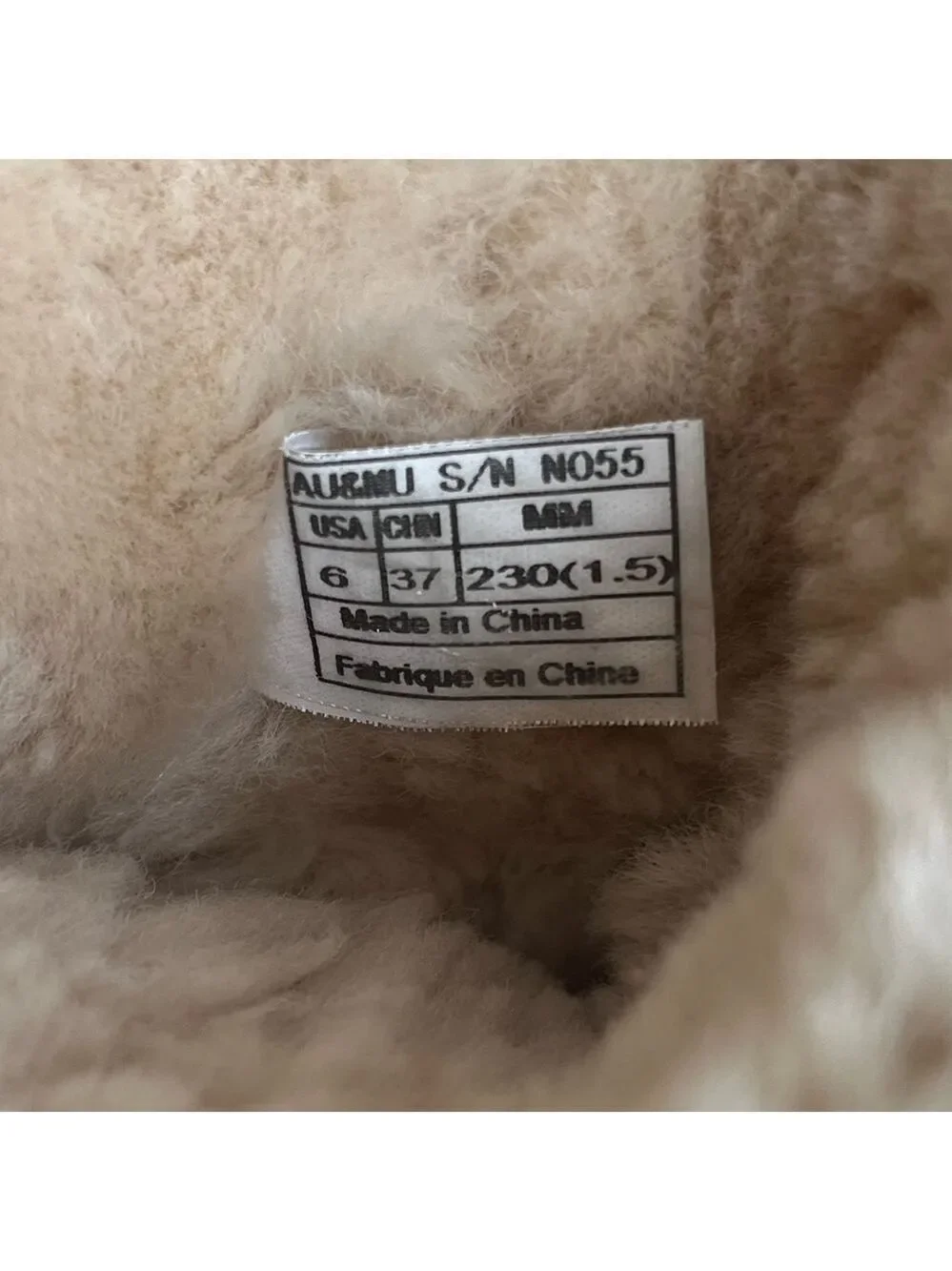 AU&MU Sheepskin Boots White Size 6